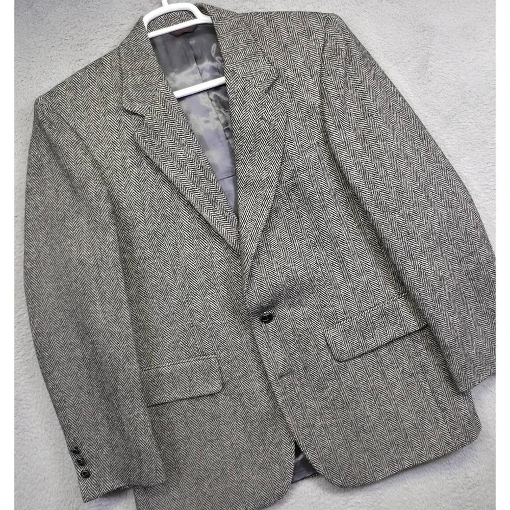 Savile Row Sport Coat Mens 42‎ Gray Herringbone Classic Wool Blazer Tweed Jacket